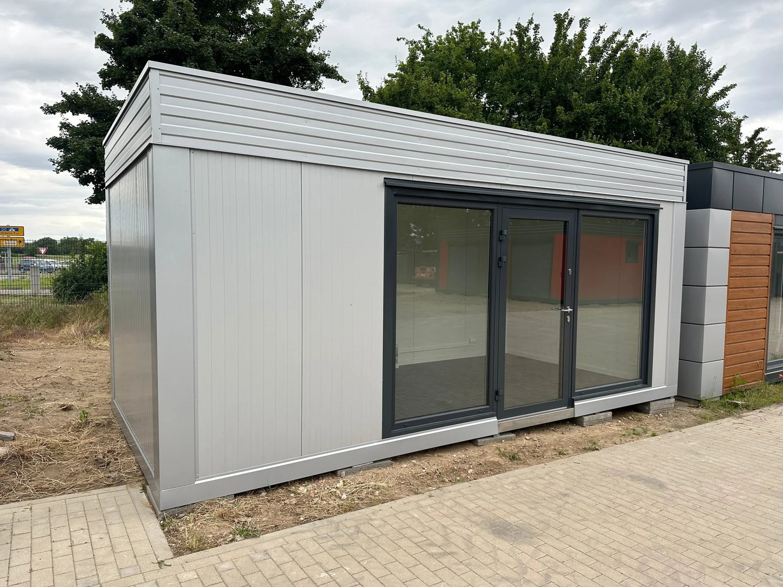 Bürocontainer 6,00 × 2,90 m