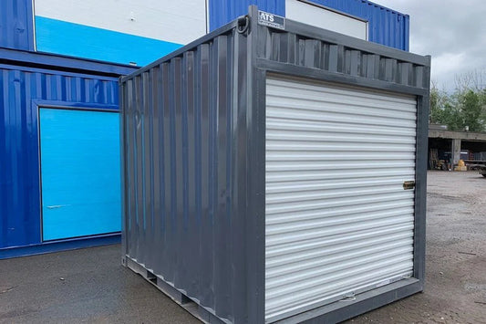 10-Fuß-Seecontainer mit Rolltor – gebraucht
